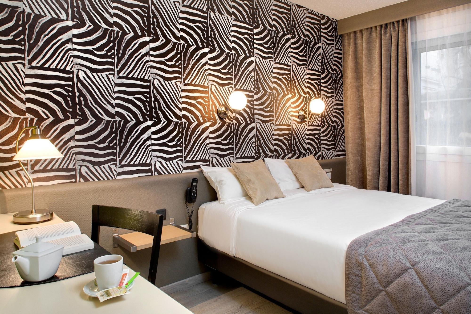 Logis Hotel Du Midi - Saint Etienne Sud Kültér fotó
