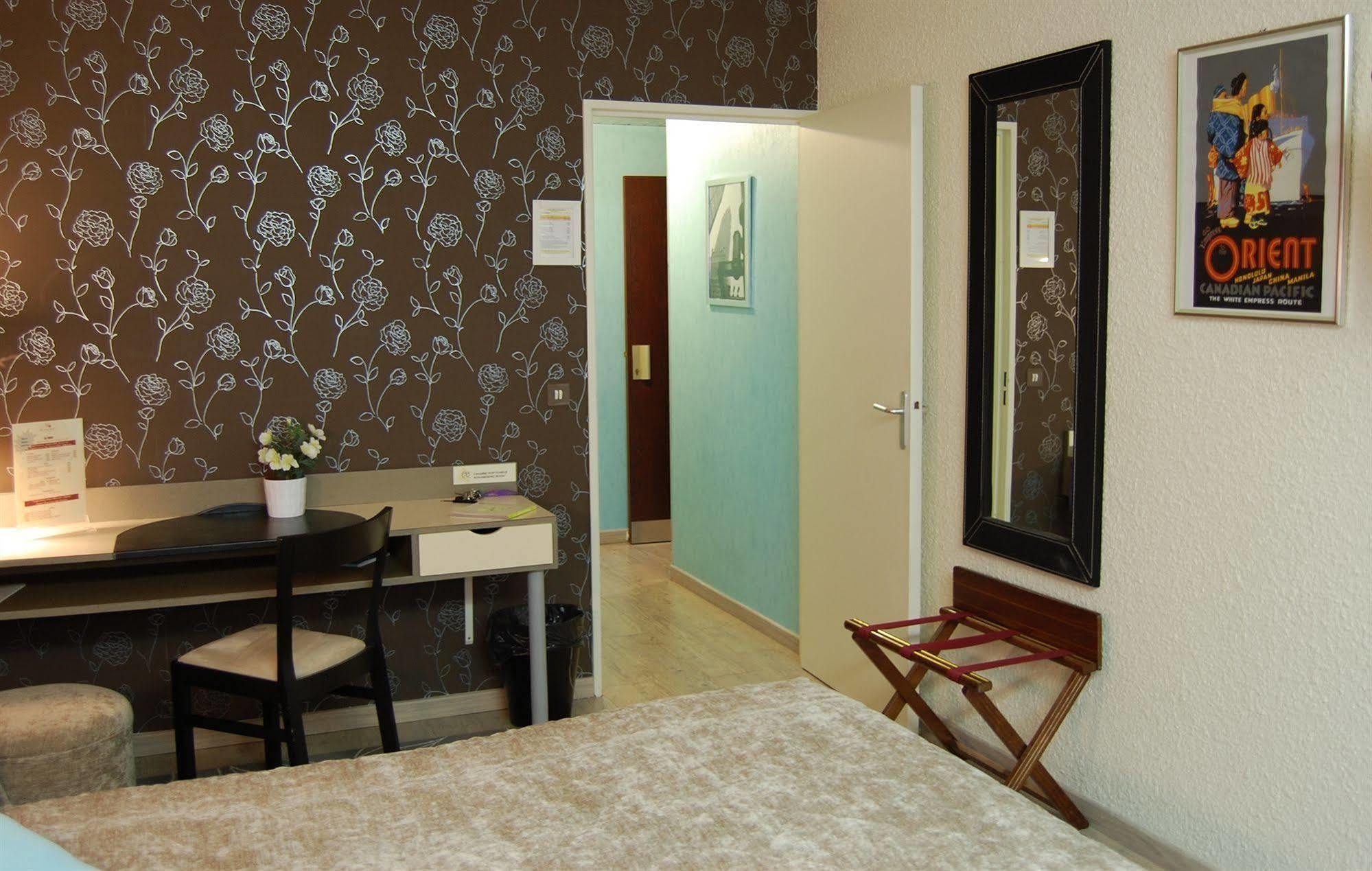 Logis Hotel Du Midi - Saint Etienne Sud Kültér fotó