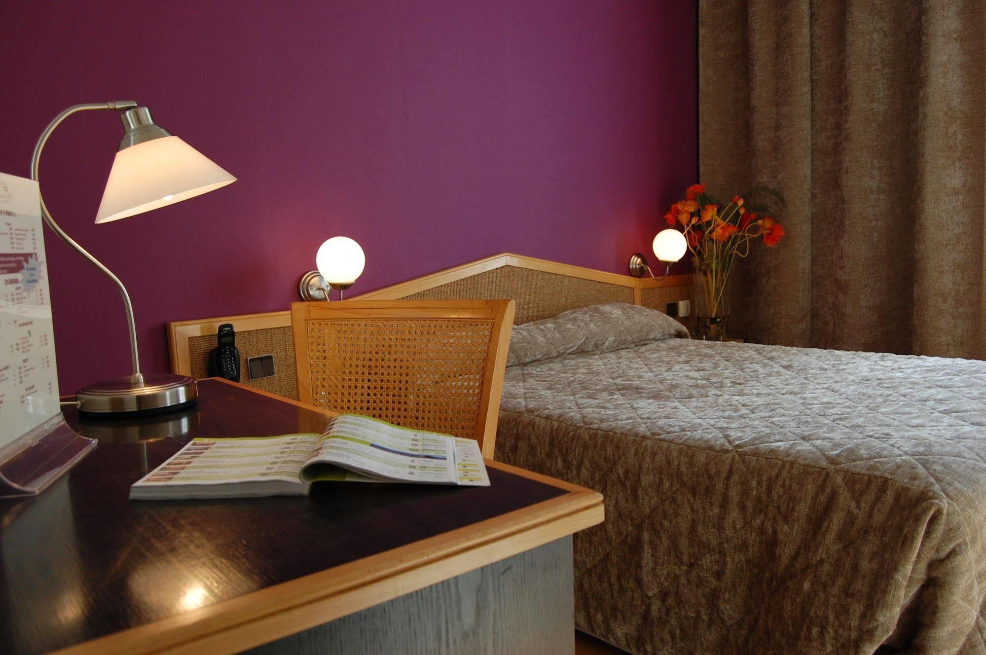 Logis Hotel Du Midi - Saint Etienne Sud Kültér fotó